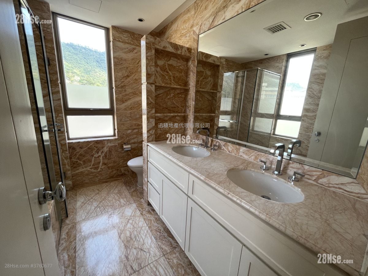 鸿图台 租盘 4 房 , 3 浴室 2,003 平方尺