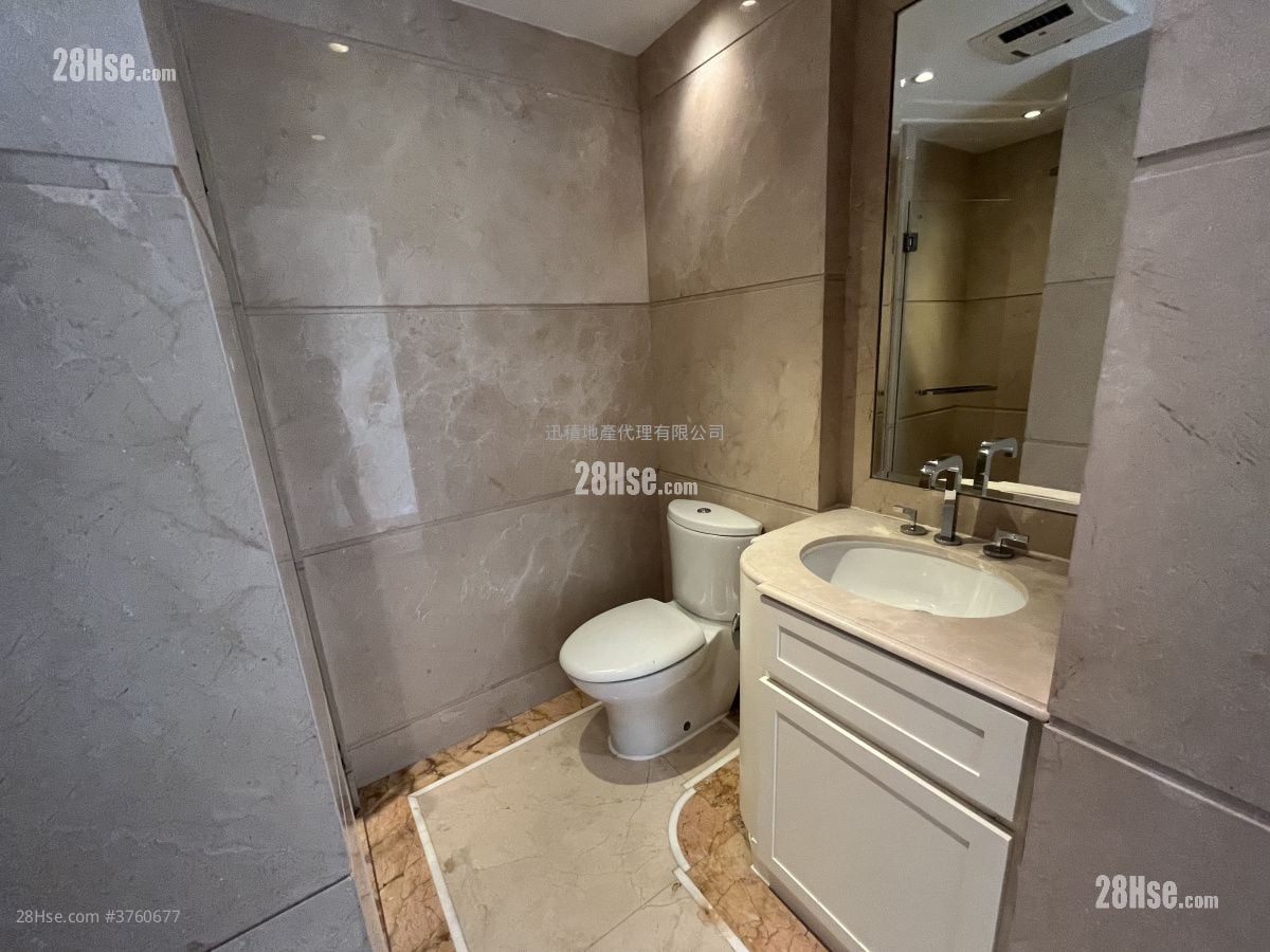 鸿图台 租盘 4 房 , 3 浴室 2,003 平方尺