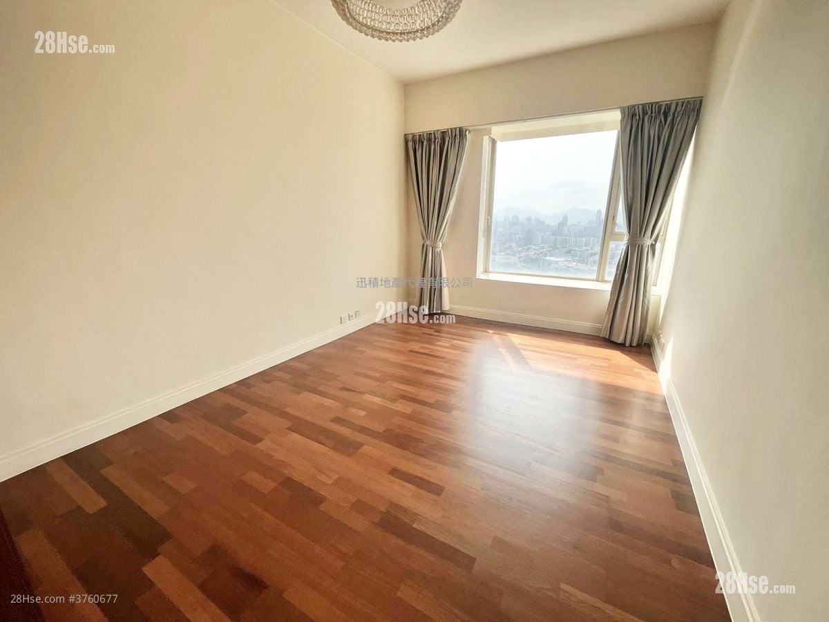 鸿图台 租盘 4 房 , 3 浴室 2,003 平方尺