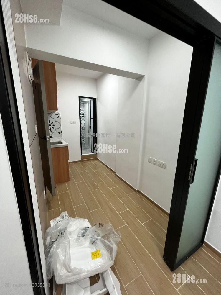 海防大廈 租盤 1 房 , 1 浴室 180 平方呎