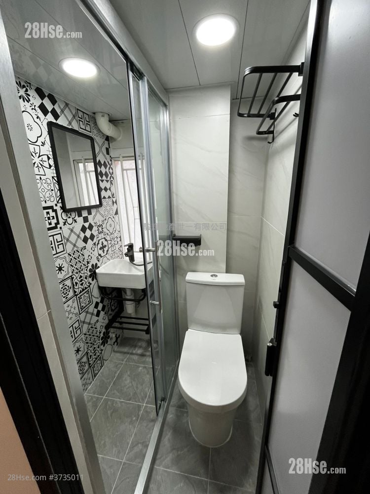 海防大廈 租盤 1 房 , 1 浴室 180 平方呎