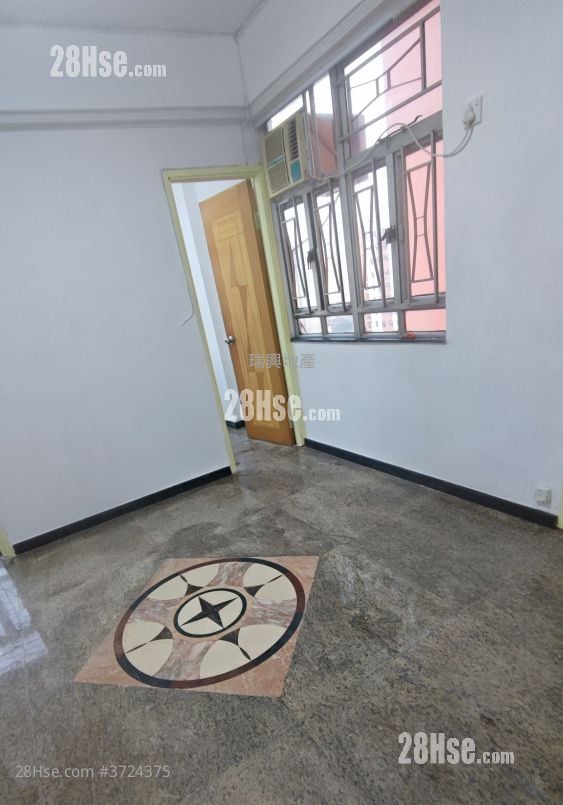 单幢楼房 租盘 2 房 , 1 浴室 290 平方尺