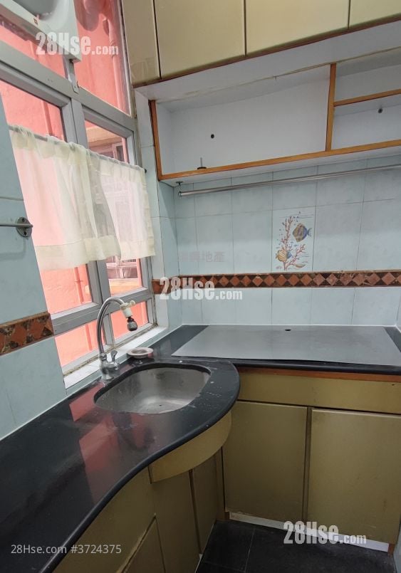 单幢楼房 租盘 2 房 , 1 浴室 290 平方尺