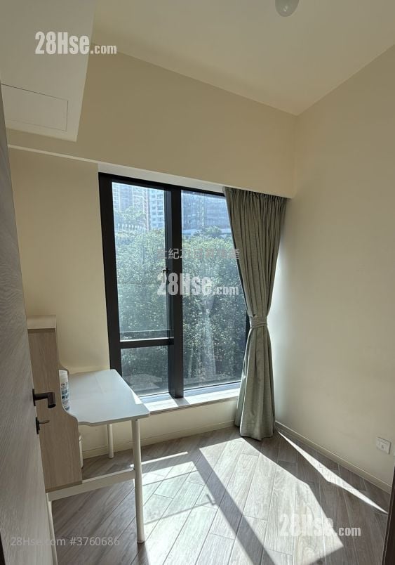 Fleur Pavilia Sell 3 Bedrooms , 2 Bathrooms 804 ft²