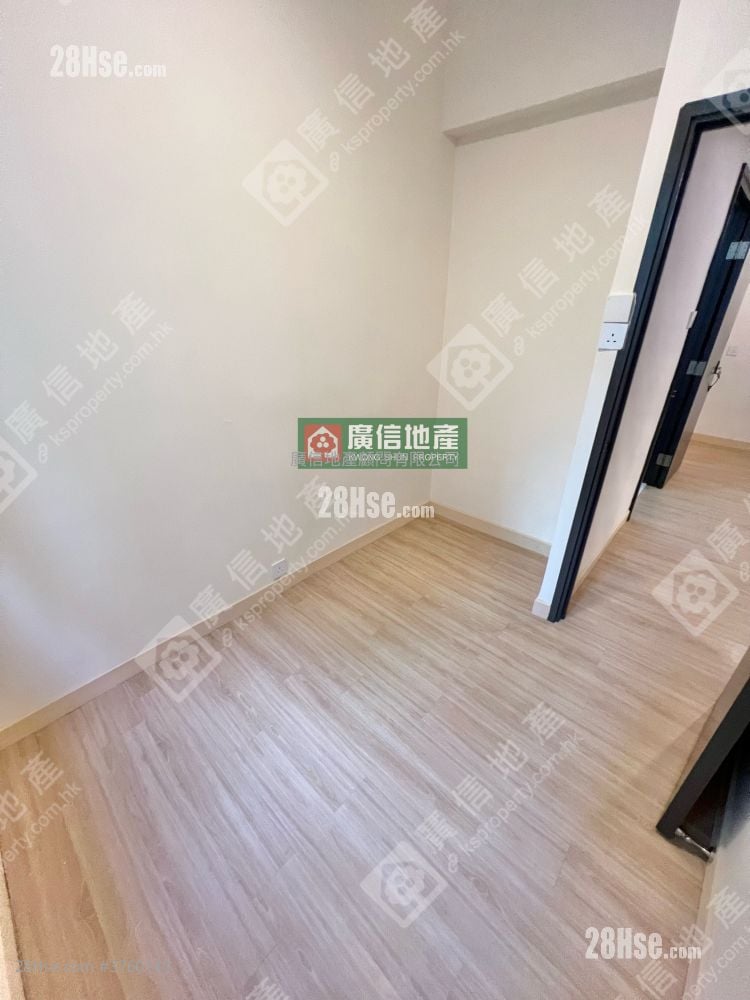 Cherry Mansion Sell 2 Bedrooms , 1 Bathroom 286 ft²