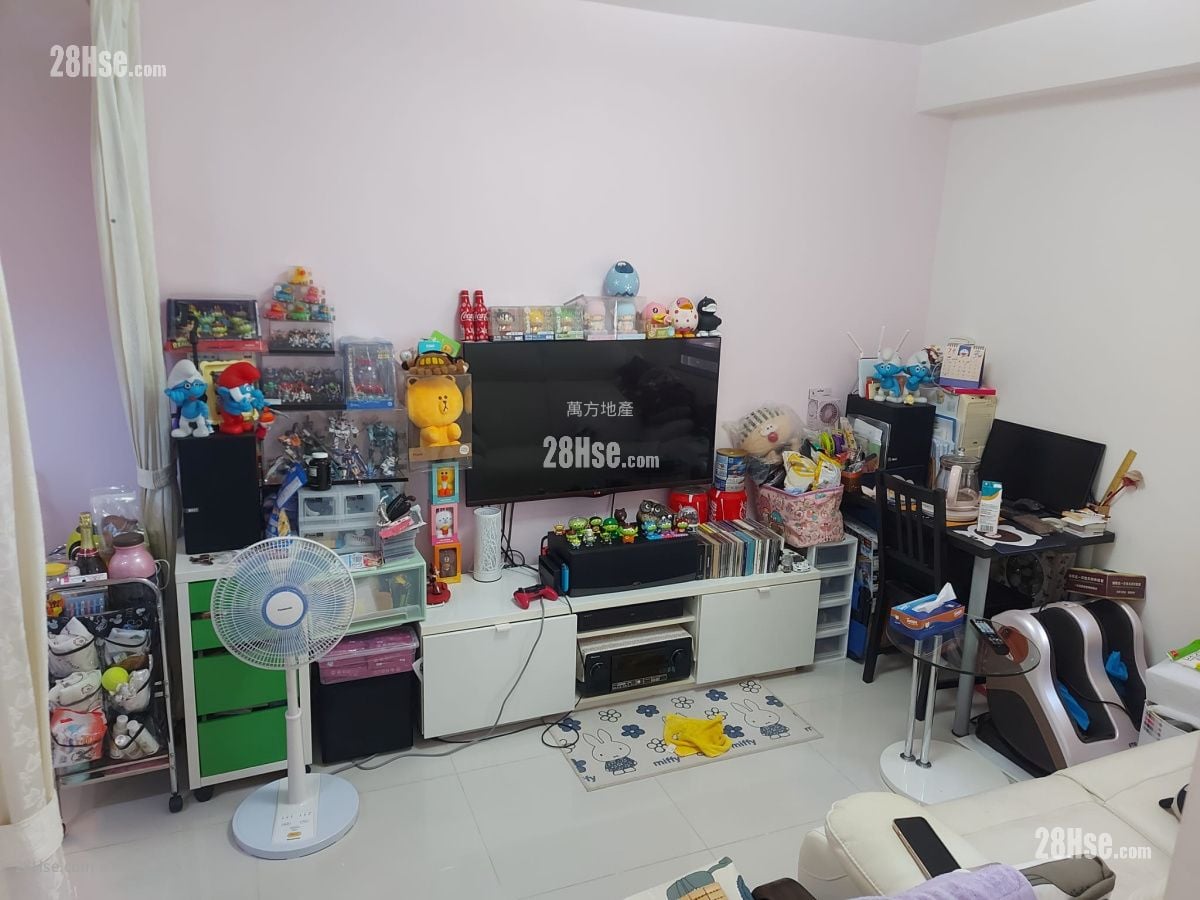 Carado Garden Sell 3 Bedrooms , 1 Bathroom 593 ft²