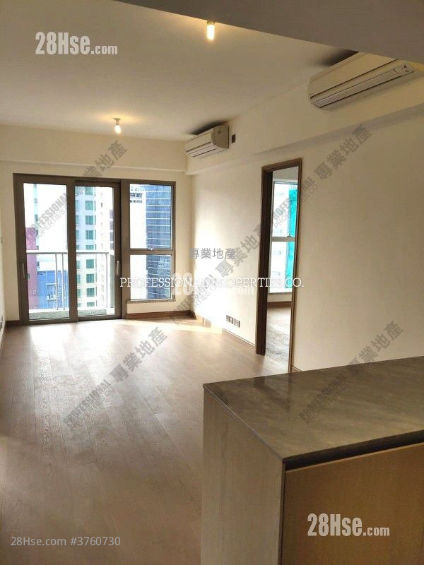 My Central Sell 2 Bedrooms , 2 Bathrooms 674 ft²