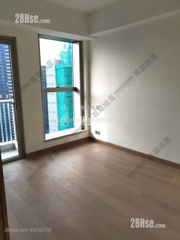 My Central Sell 2 Bedrooms , 2 Bathrooms 674 ft²