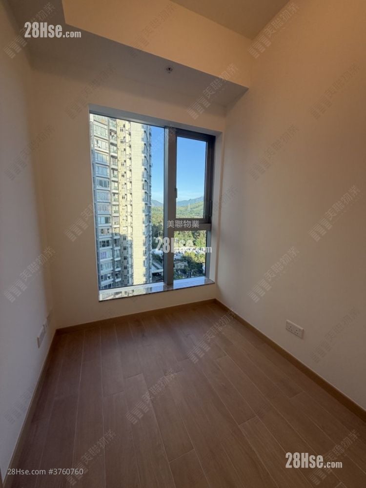 The Parkland Sell 2 Bedrooms , 1 Bathroom 449 ft²