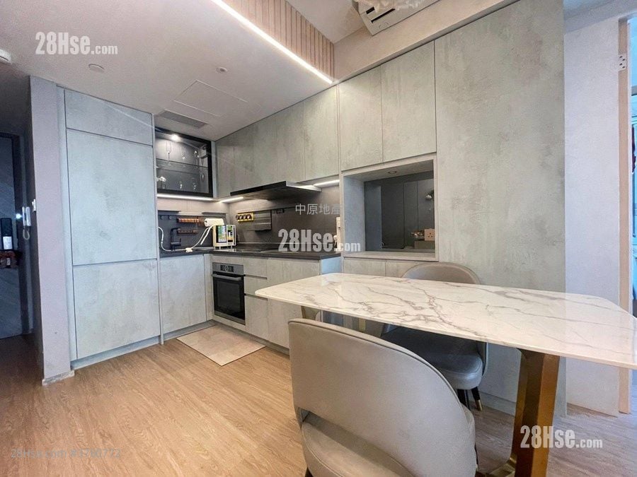 Ocean Pride Sell 2 Bedrooms , 1 Bathroom 530 ft²