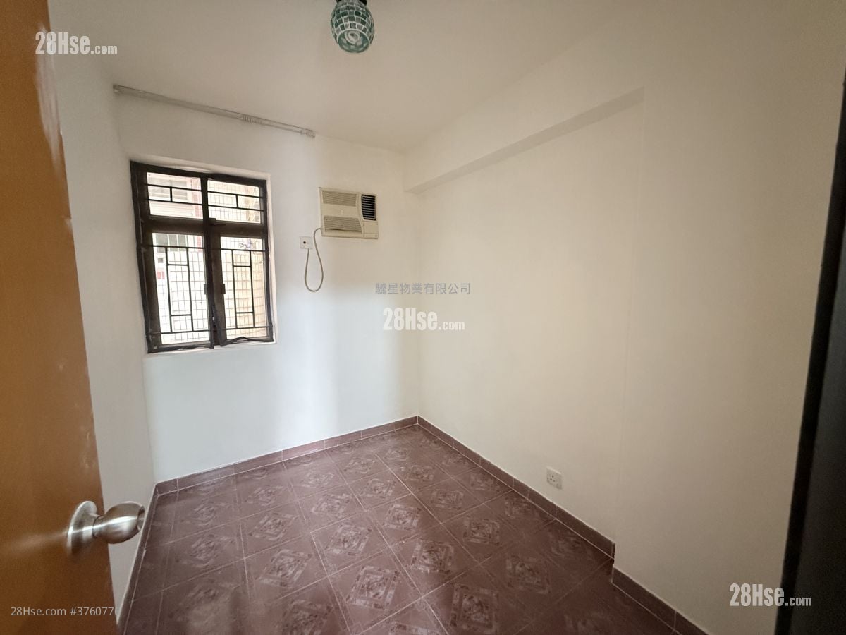 村屋 售盘 2 房 , 1 浴室 412 平方尺