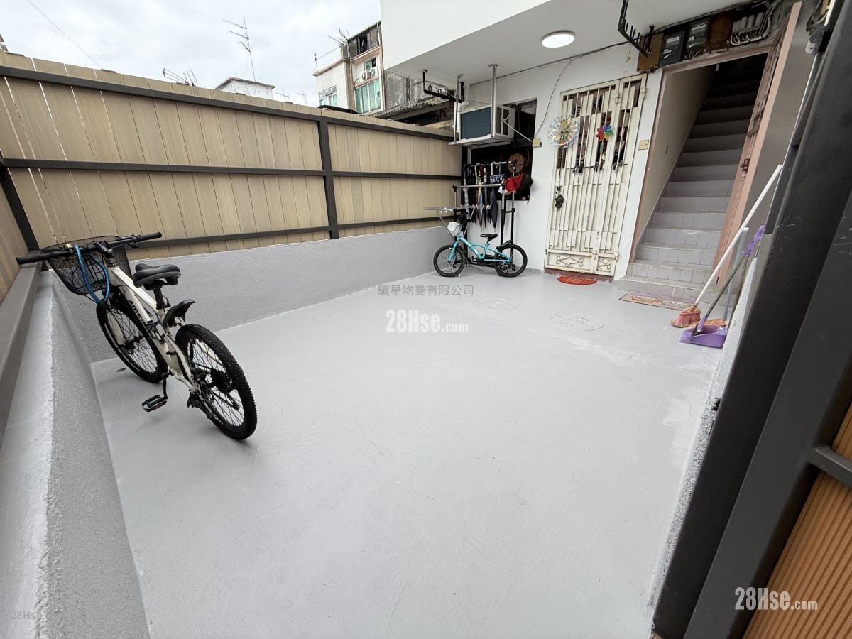 村屋 售盘 2 房 , 1 浴室 412 平方尺