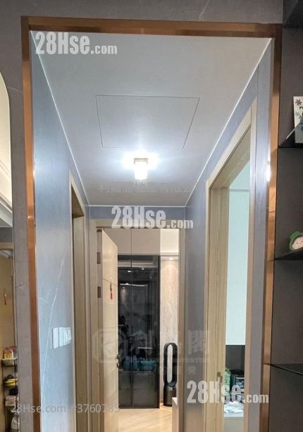 Grand Central Sell 2 Bedrooms , 1 Bathroom 522 ft²