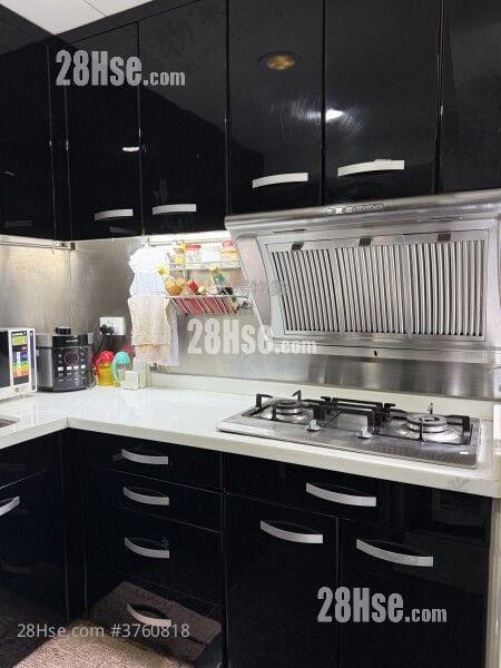 Whampoa Garden Sell 3 Bedrooms 825 ft²