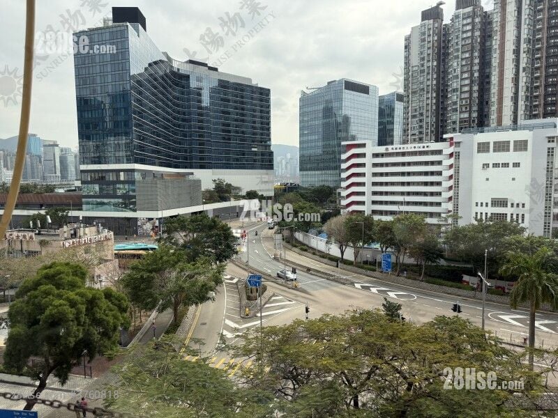 Whampoa Garden Sell 3 Bedrooms 825 ft²