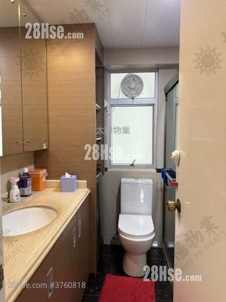 Whampoa Garden Sell 3 Bedrooms 825 ft²