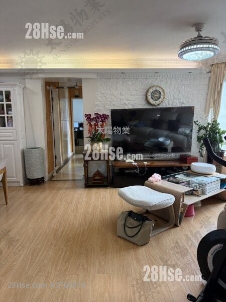 Whampoa Garden Sell 3 Bedrooms 825 ft²