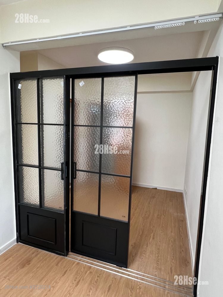 仁厚大厦 租盘 2 房 , 1 浴室 283 平方尺