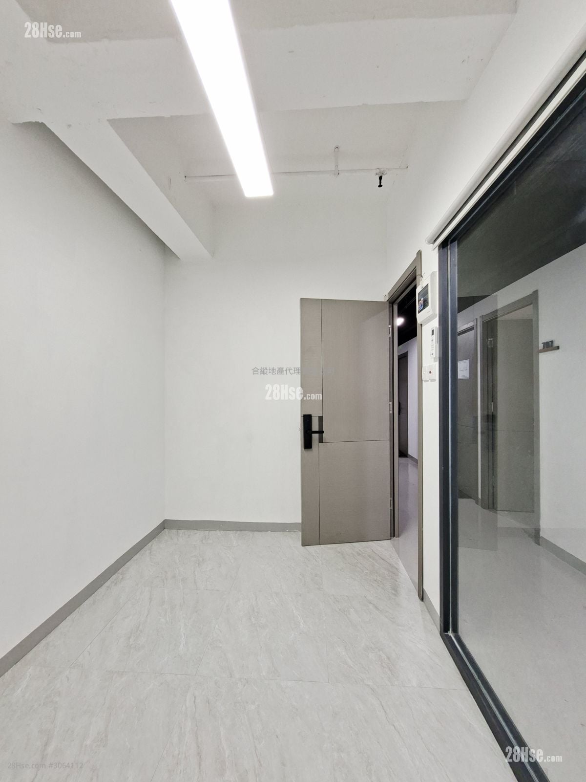 致乐工业大厦 租盘 3 房 , 2 厕所