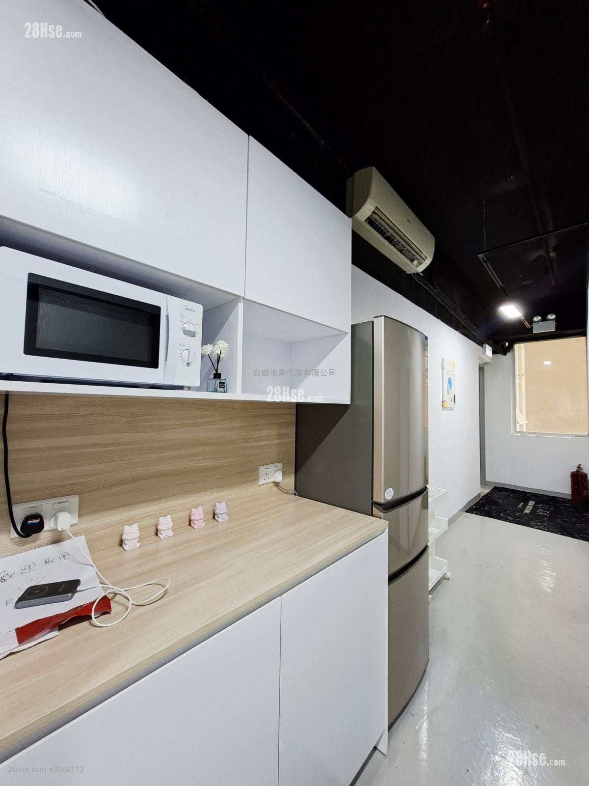 致乐工业大厦 租盘 3 房 , 2 厕所