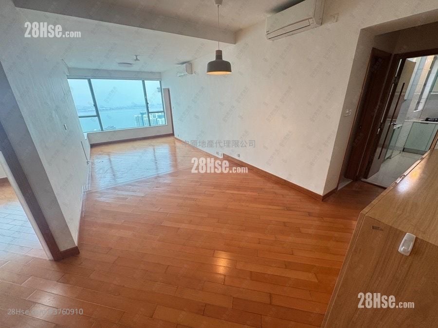 Coastal Skyline Sell 4 Bedrooms 911 ft²