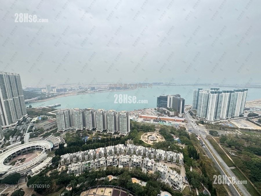 Coastal Skyline Sell 4 Bedrooms 911 ft²