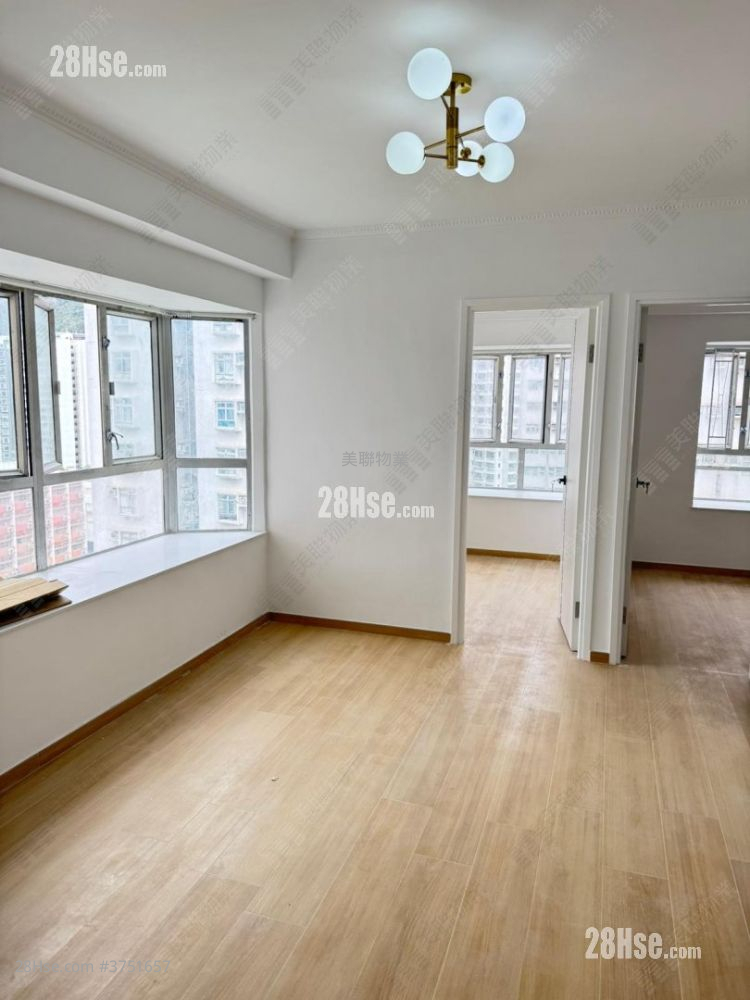 康景花園 售盤 2 房 , 1 浴室 336 平方呎