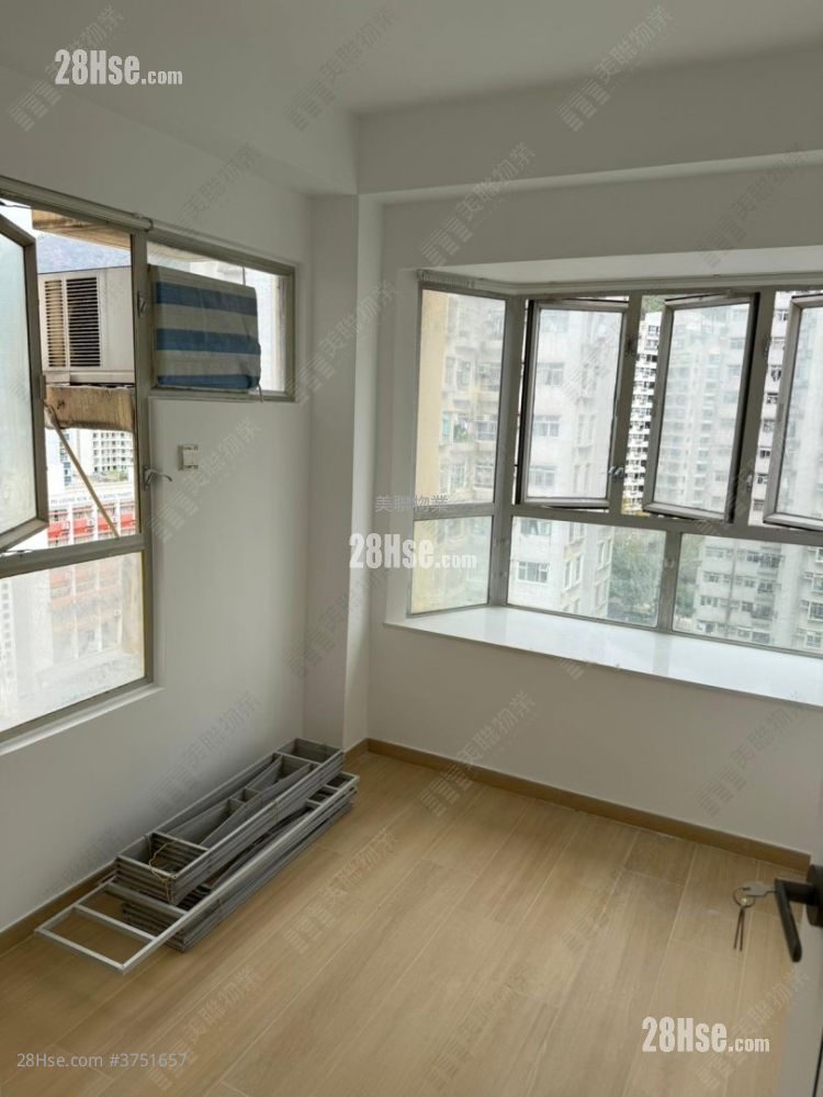 康景花園 售盤 2 房 , 1 浴室 336 平方呎