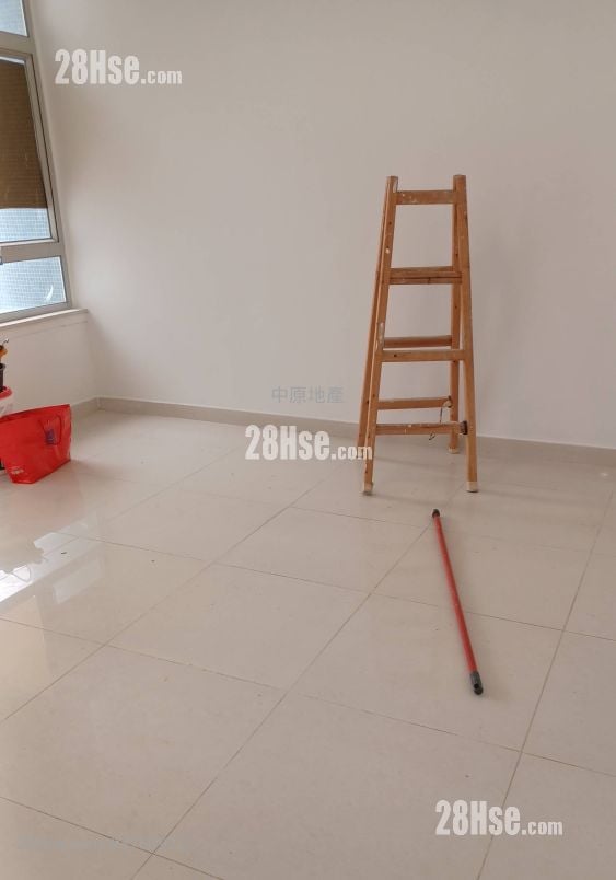 Ching Shing Court Sell 2 Bedrooms 381 ft²