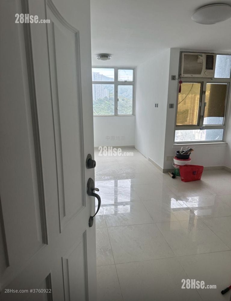 Ching Shing Court Sell 2 Bedrooms 381 ft²