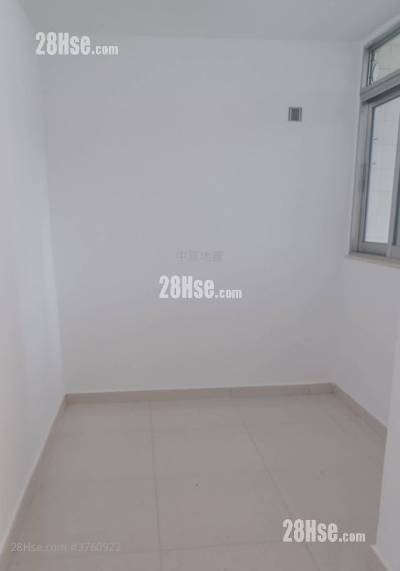 Ching Shing Court Sell 2 Bedrooms 381 ft²