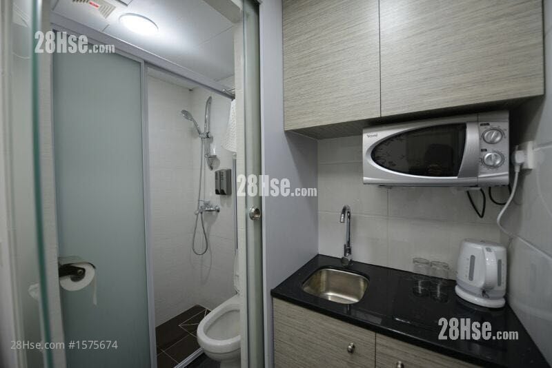 Man Yuen Building Rental 1 Bedroom , 1 Bathroom 150 ft²