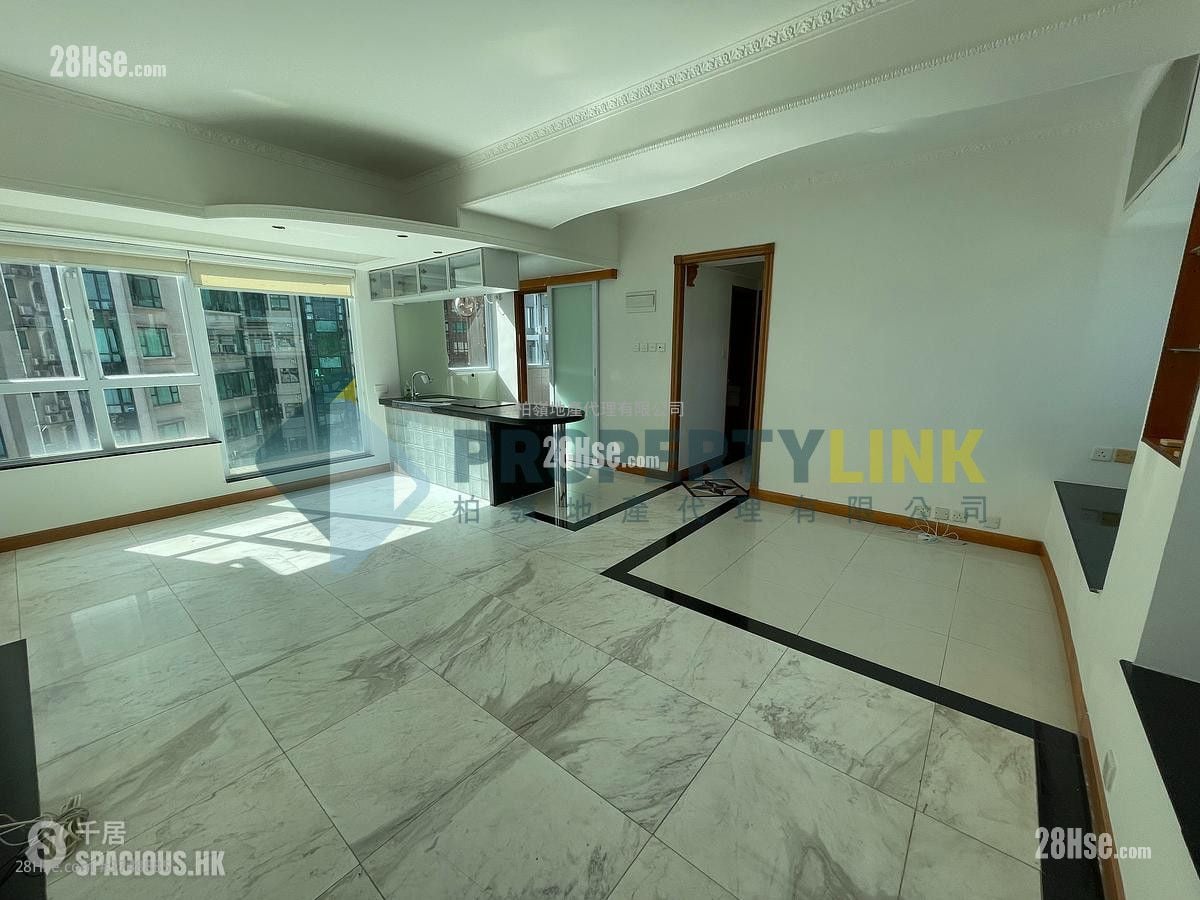 The Rednaxela Rental 2 Bedrooms , 2 Bathrooms 671 ft²