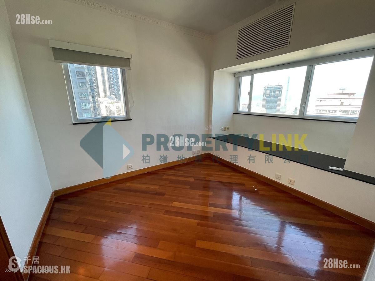 The Rednaxela Rental 2 Bedrooms , 2 Bathrooms 671 ft²