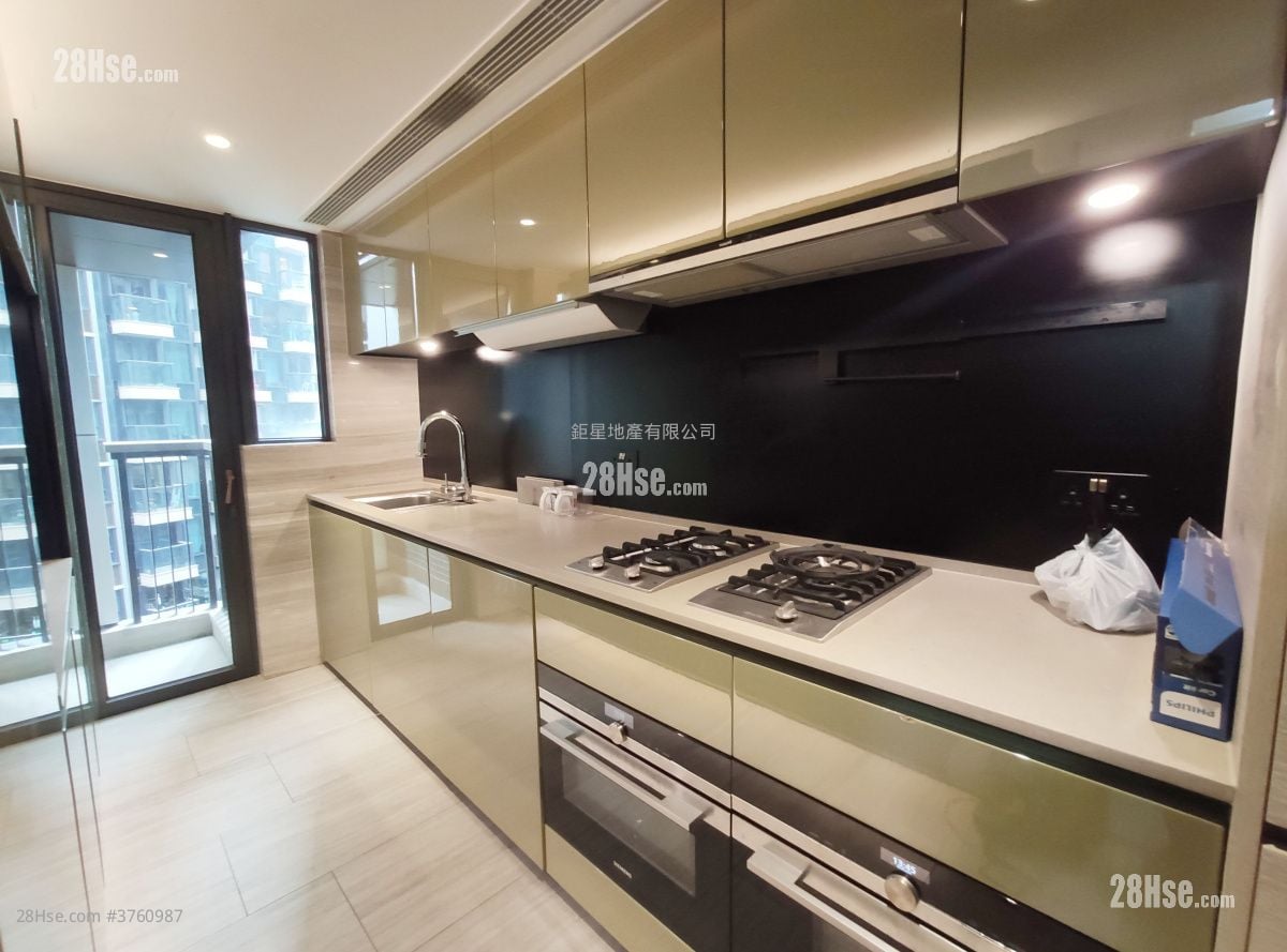 柏蔚山 租盘 4 房 , 3 浴室 909 平方尺