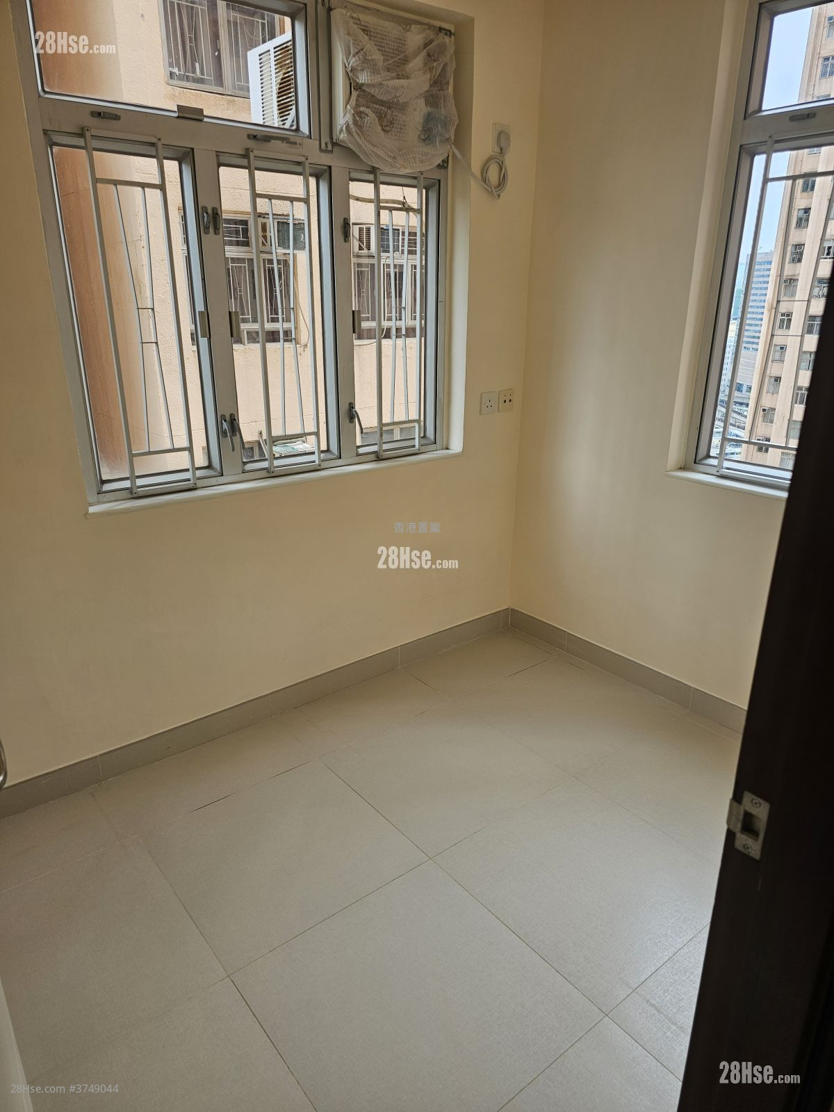 淘大花園 租盤 2 房 375 平方呎