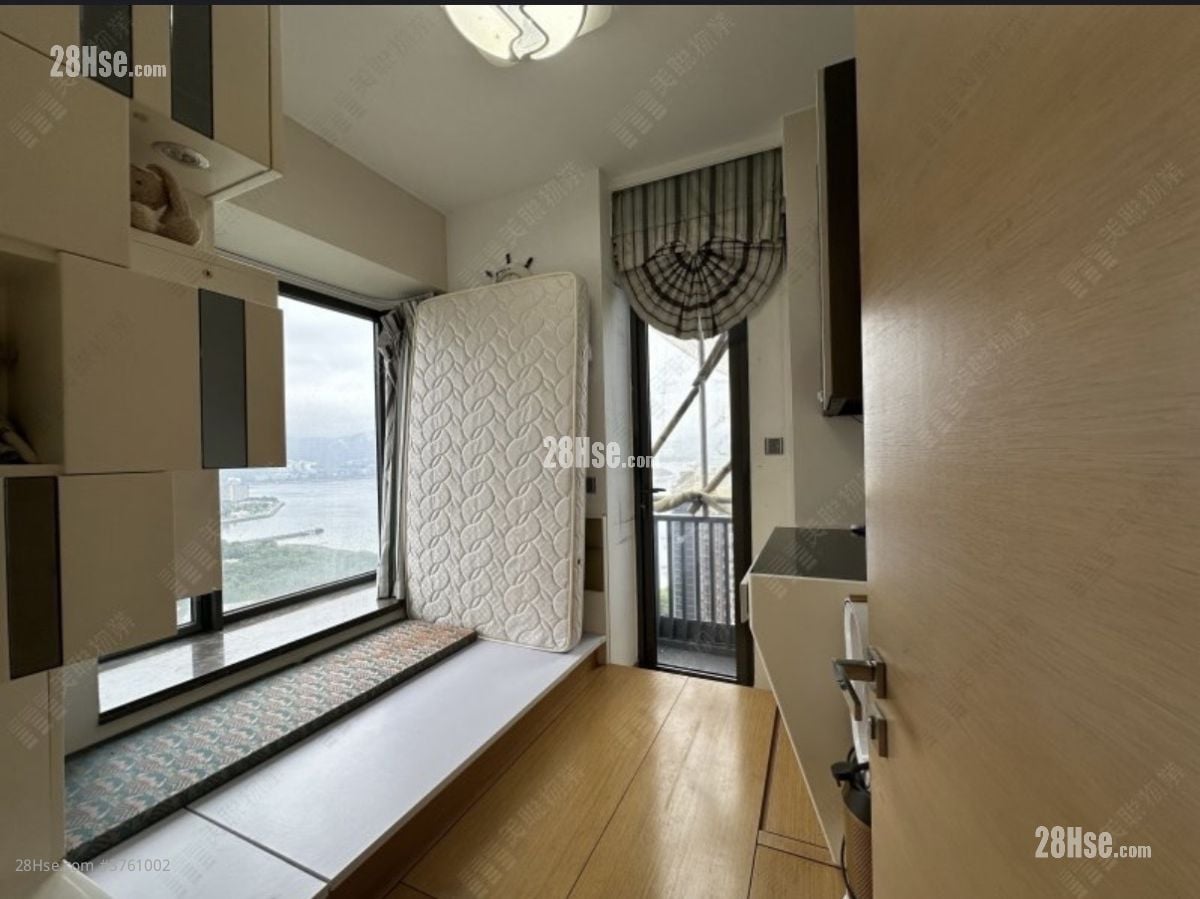 睡房 1: 睡房1连露台，海景