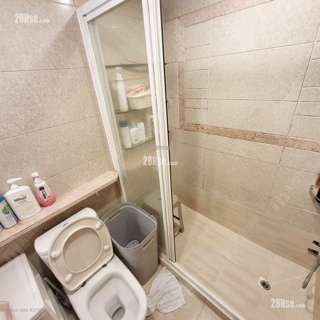 翠拥华庭 售盘 3 房 681 平方尺