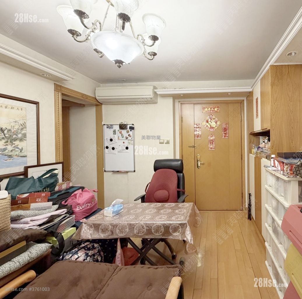 翠拥华庭 售盘 3 房 681 平方尺