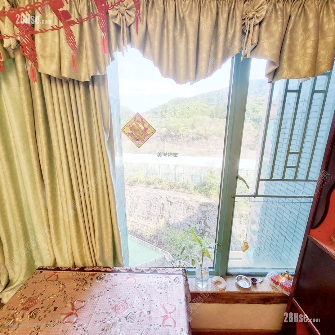 翠拥华庭 售盘 3 房 681 平方尺