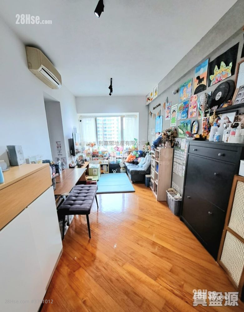 Tseung Kwan O Plaza Sell 2 Bedrooms , 1 Bathroom 429 ft²
