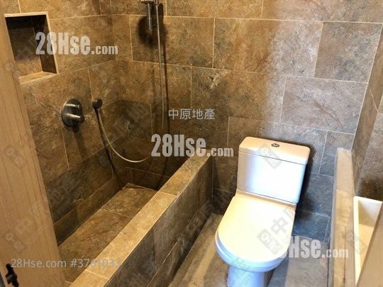 Sky Tower Sell 2 Bedrooms , 1 Bathroom 452 ft²