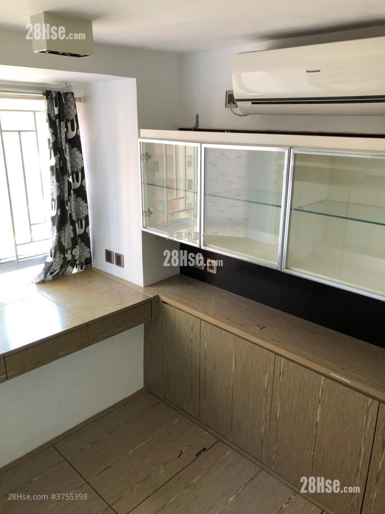 Amoy Gardens Sell 2 Bedrooms , 1 Bathroom 356 ft²