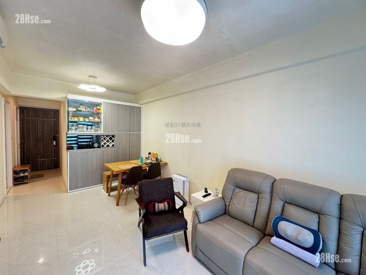 岚山 售盘 3 房 , 3 浴室 735 平方尺