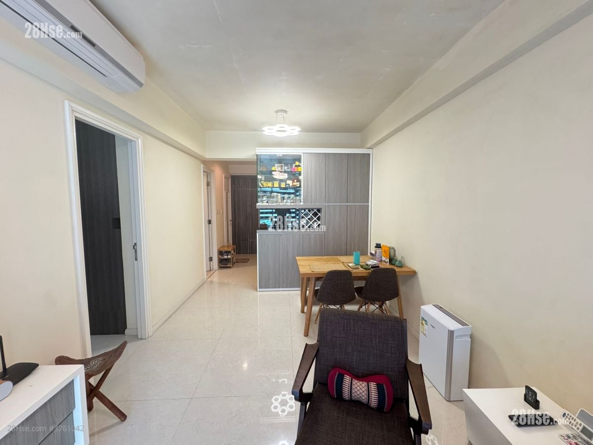 岚山 售盘 3 房 , 2 浴室 735 平方尺