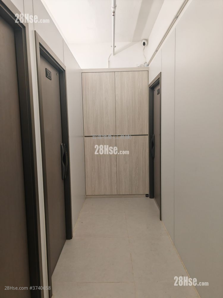 觀塘工業中心 租盤 290 平方呎