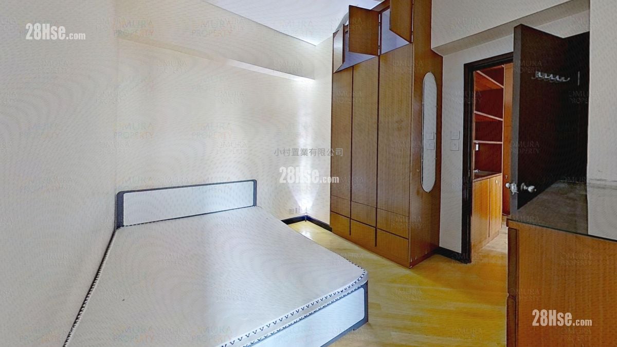 bedroom 1: Yue King Building Sell 2 Bedrooms , 1 Bathroom 580 ft²