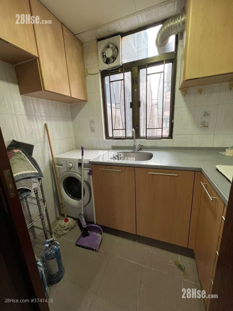 明苑中心 租盤 3 房 , 1 浴室 562 平方呎