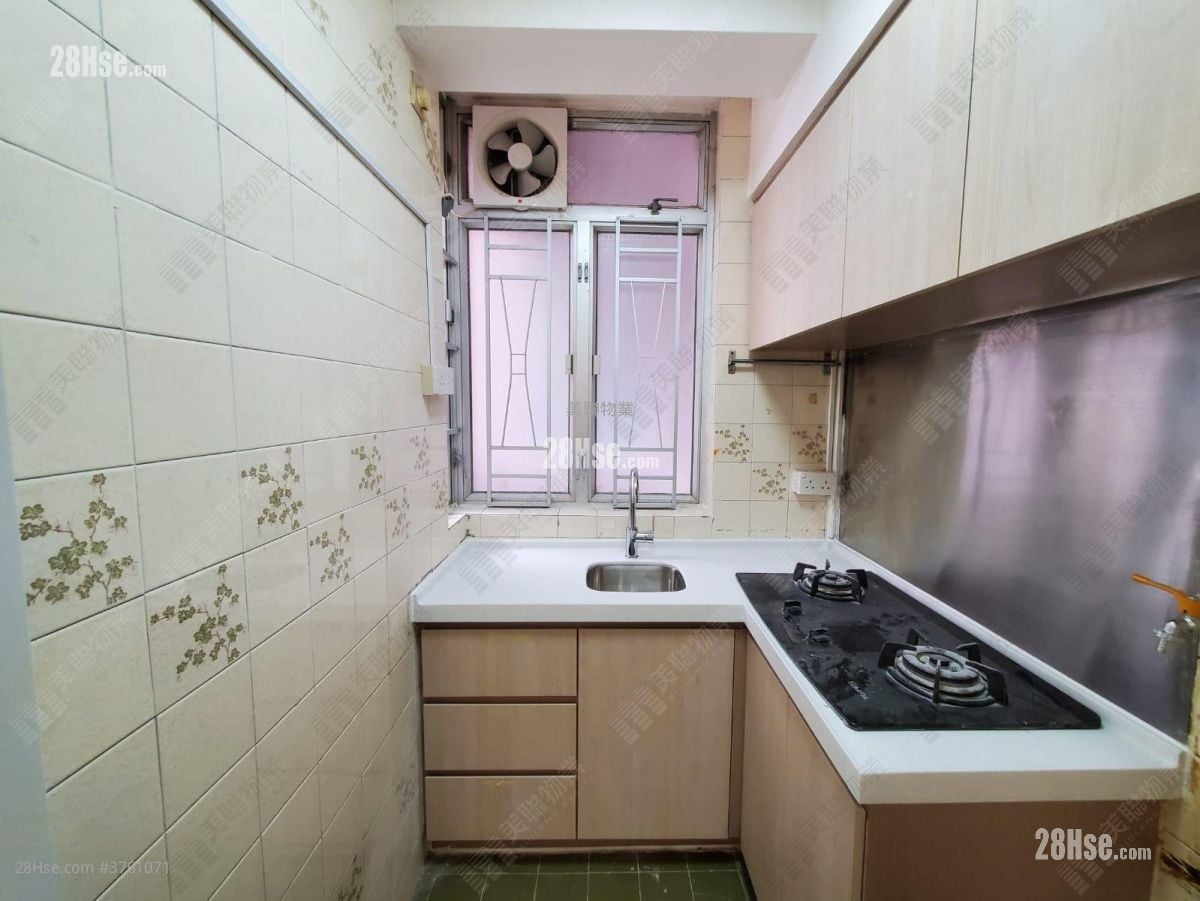 Jubilee Garden Sell 2 Bedrooms , 1 Bathroom 510 ft²