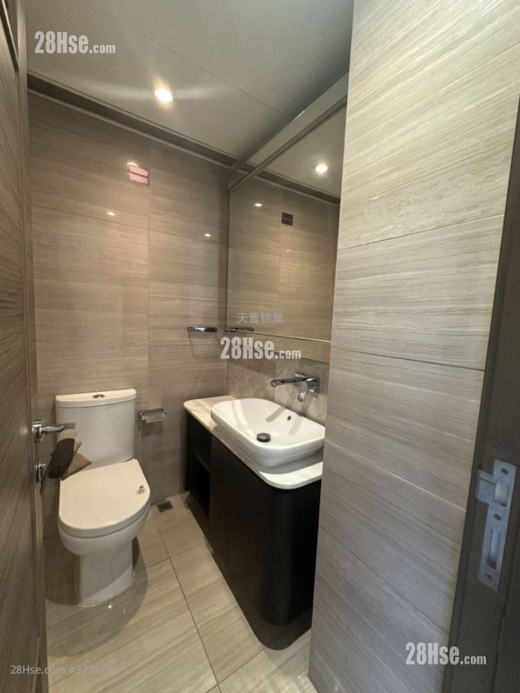 娉廷 租盤 4 房 , 4 浴室 1,619 平方呎